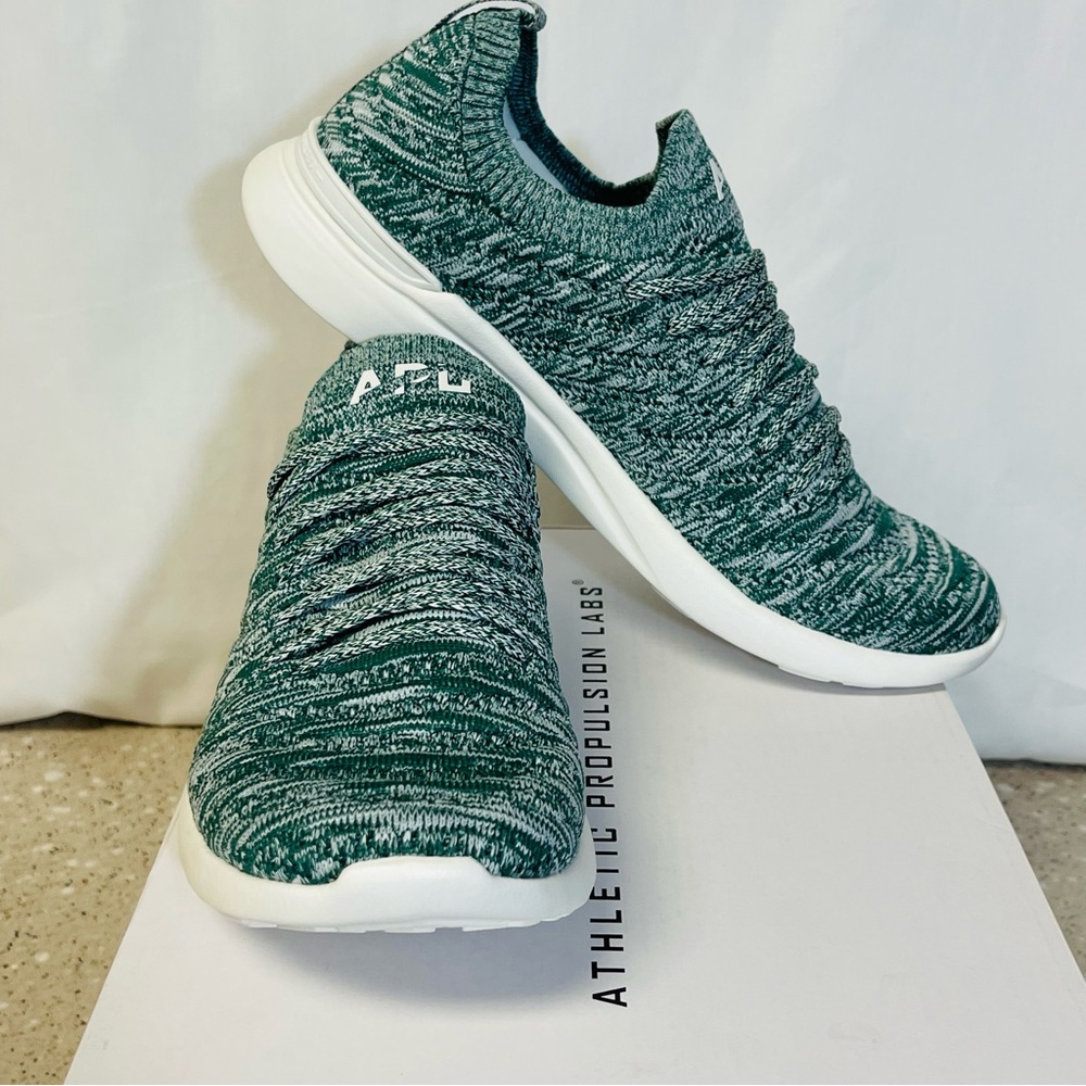 New Men’s APL TechLoom Wave Size 7.5 Athletic Propulsion Labs Green Melange NIB